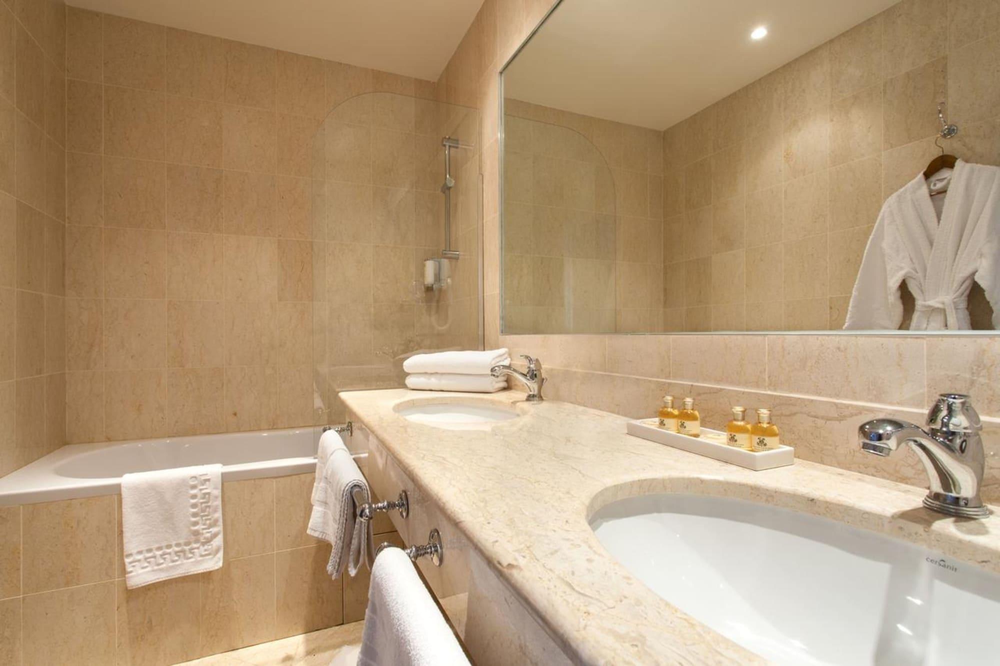 Grand Hotel Moderne Lourdes Esterno foto