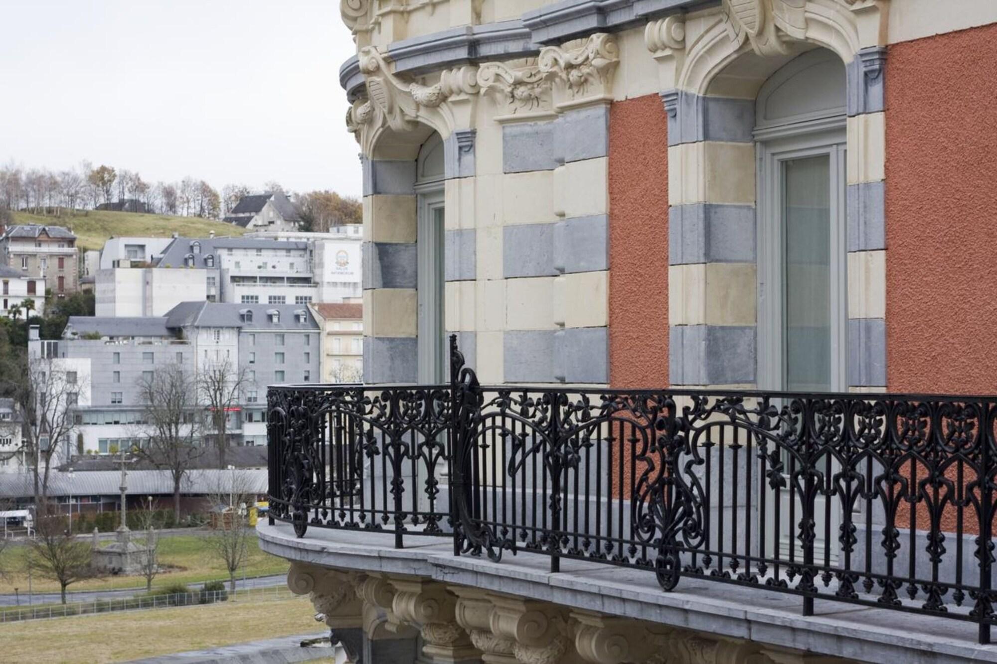 Grand Hotel Moderne Lourdes Esterno foto